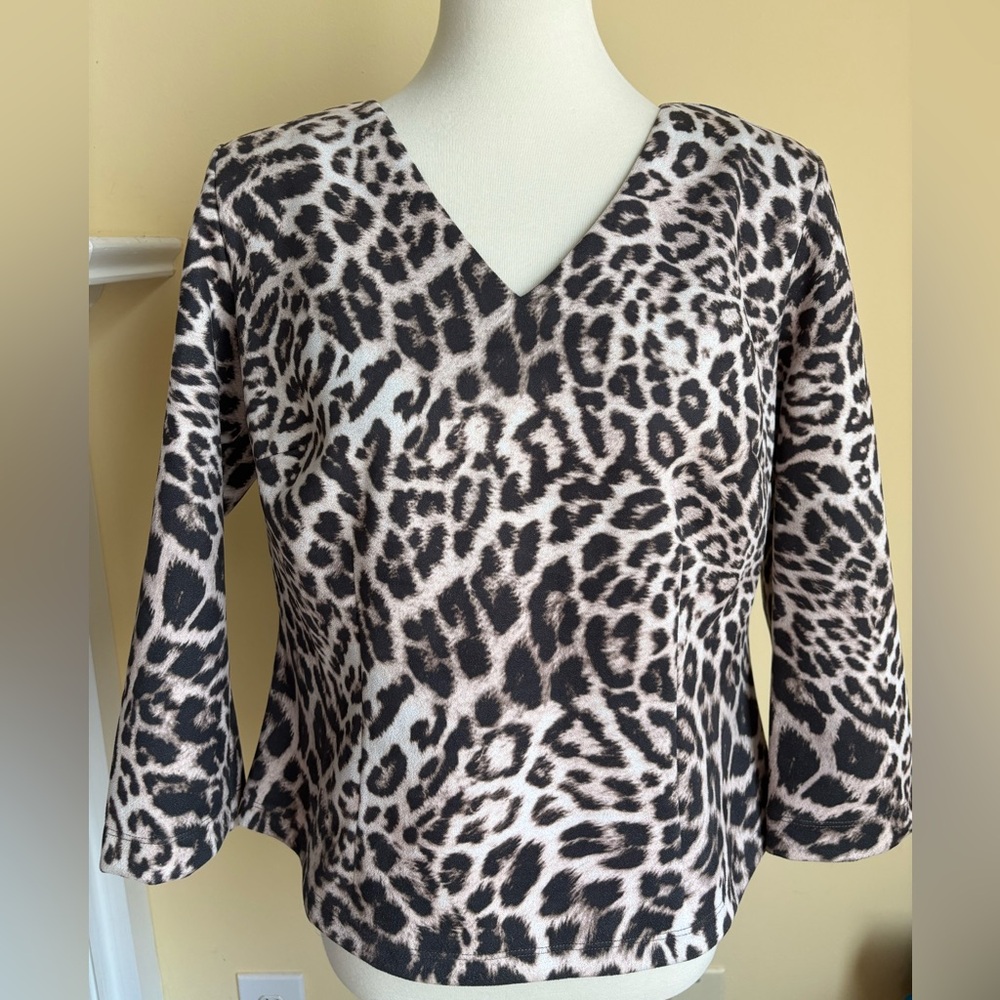 Cabi Leopard Animal Print Top Sophia Fall 23 Size Medium